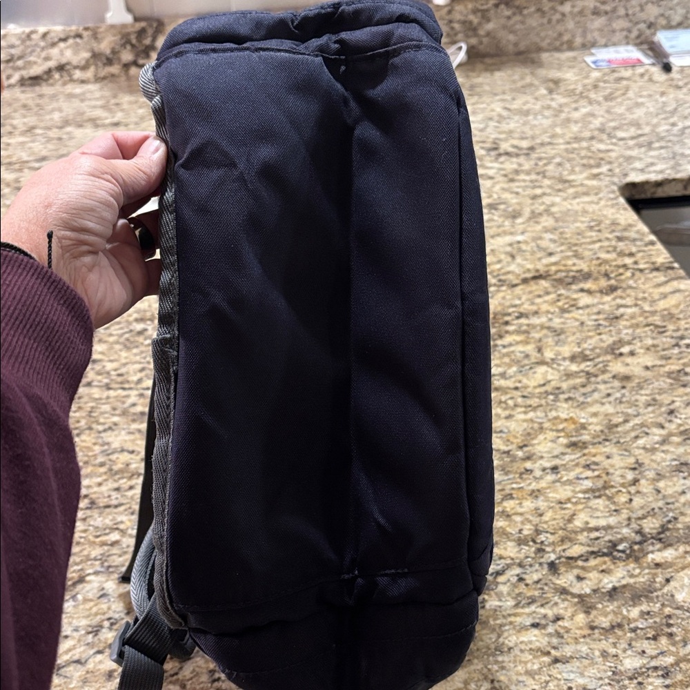 Skullcandy Ink’d Gray and Navy Men's Backpack With Computer Compartment - Picture 7 of 7